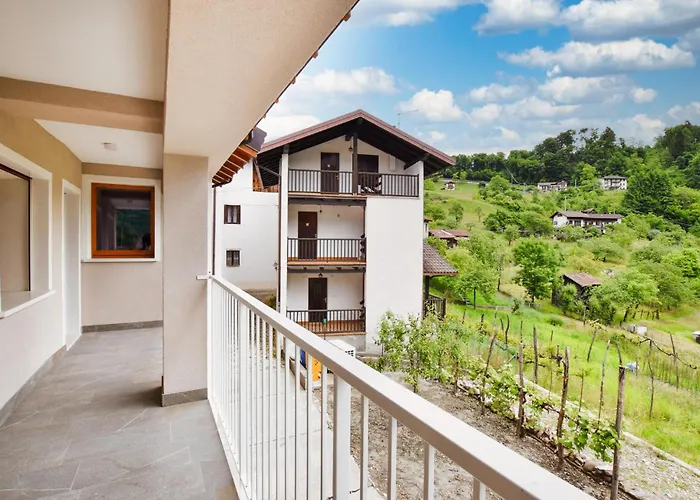 펜션 3 Bedroom Awesome In Lamon