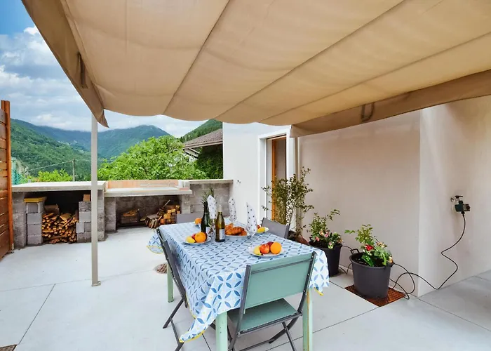 3 Bedroom Awesome In 펜션 Lamon